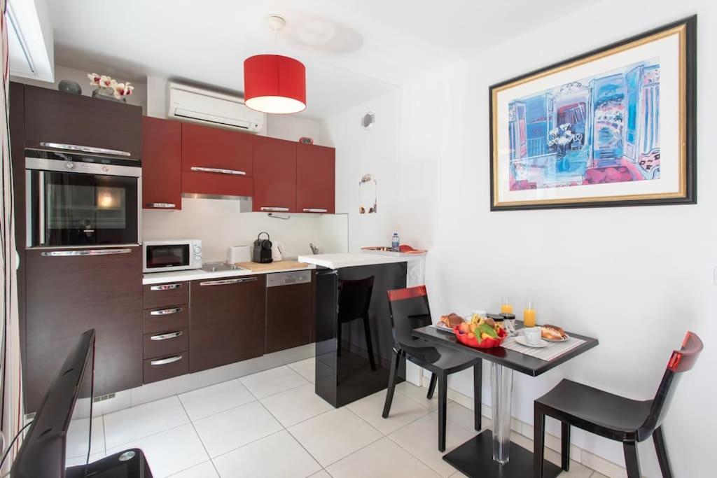L18 Central Parking Terrace Ac 10Mins Walk To Beaches 니스 외부 사진