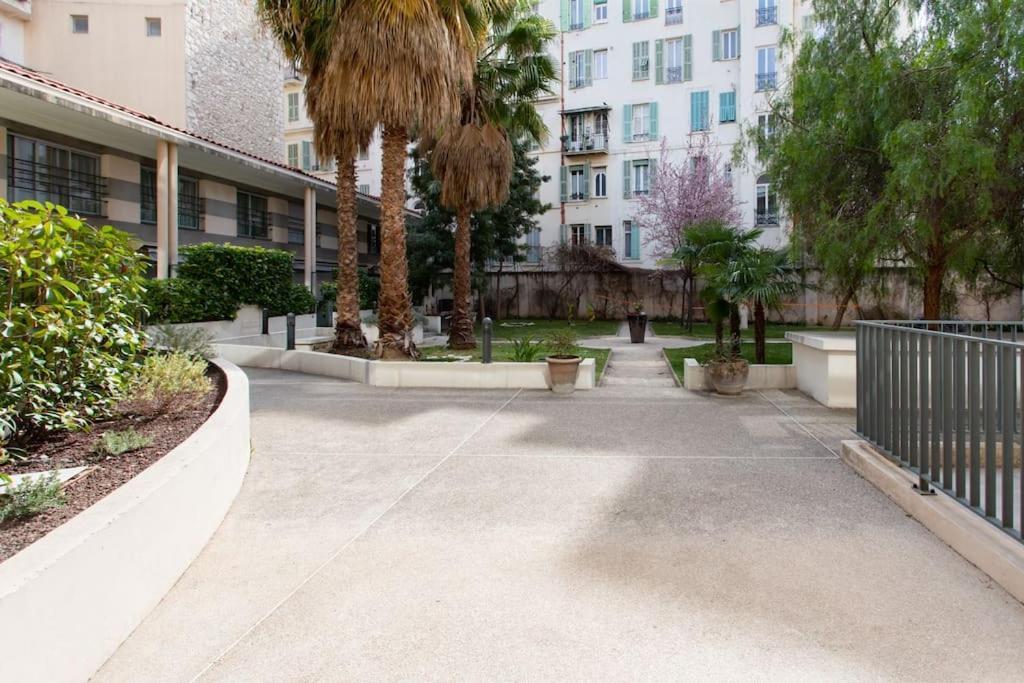L18 Central Parking Terrace Ac 10Mins Walk To Beaches 니스 외부 사진