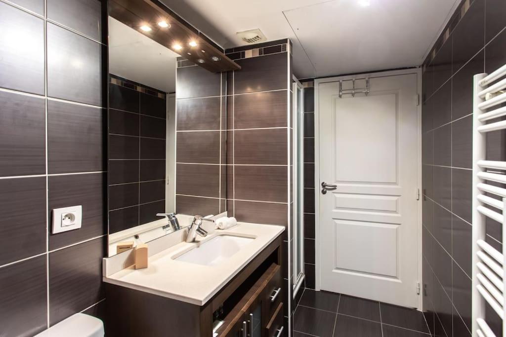 L18 Central Parking Terrace Ac 10Mins Walk To Beaches 니스 외부 사진